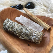 Load image into Gallery viewer, Sage and crystals ritual kit
